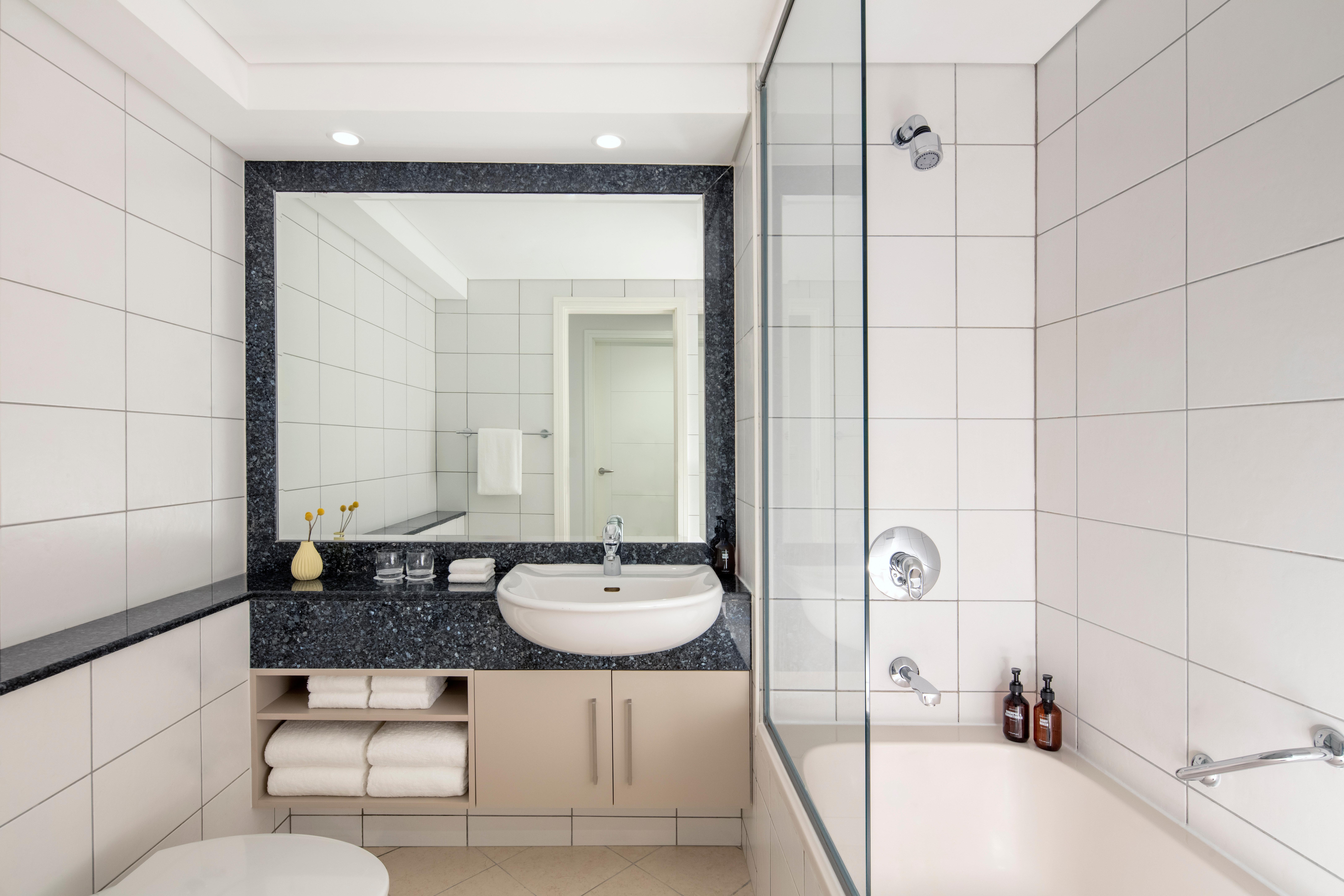 Staybridge Financial Centre By Ihg Hotel Dubaï